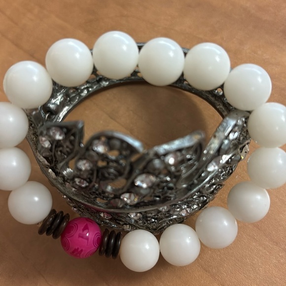 #126 Bodhi Bracelet 12mm - Picture 3 of 3